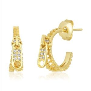 New Melinda Maria Axel Zipper Huggie Earrings